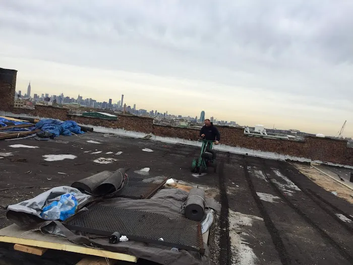 S Towers LLC Picture 3