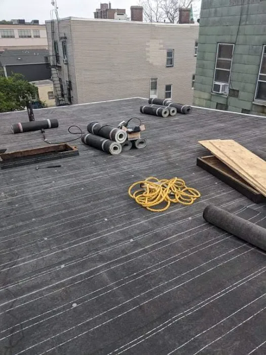 Good Hands Roofing, Siding & Gutters Picture 8