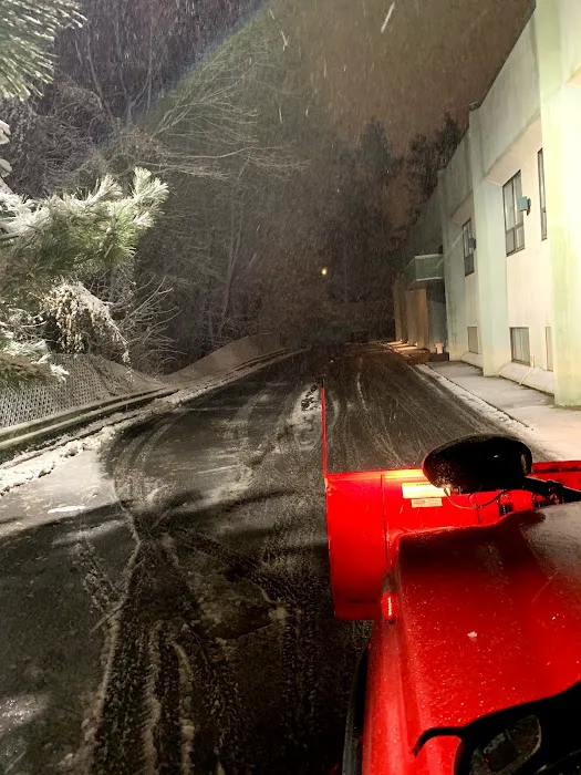 ROOFING / SEAMLESS GUTTERS CALCO Picture 3