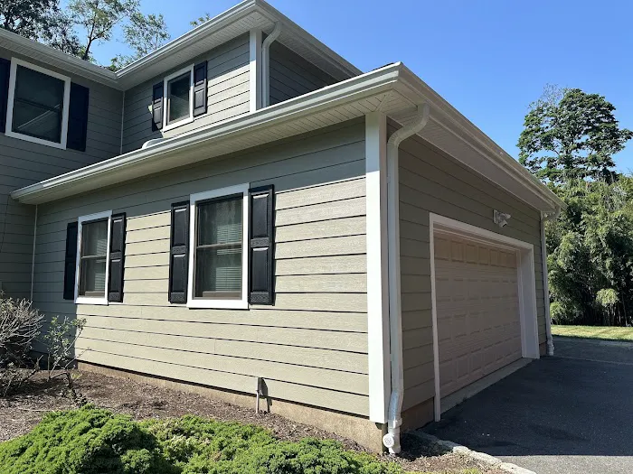 American Quality Roofing & Siding Picture 2