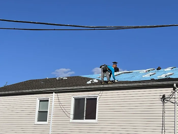 American Quality Roofing & Siding Picture 9