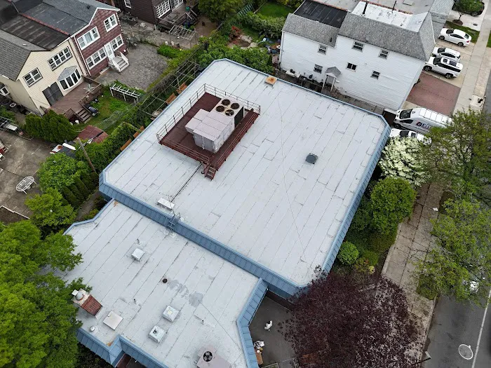 Power Roofing & Exteriors Brooklyn Picture 5