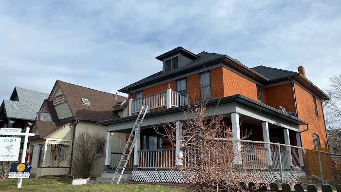 Siding Contractors Picture 3