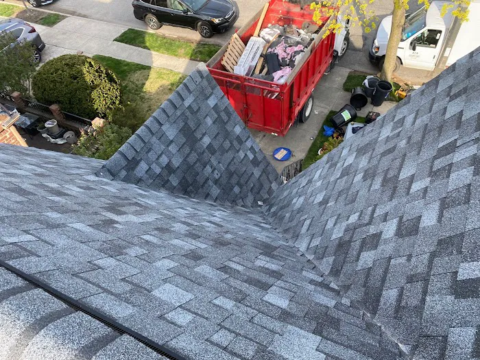 NY's ELITE ROOFING & SIDING Picture 2