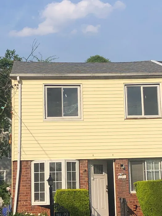 NY's ELITE ROOFING & SIDING Picture 1
