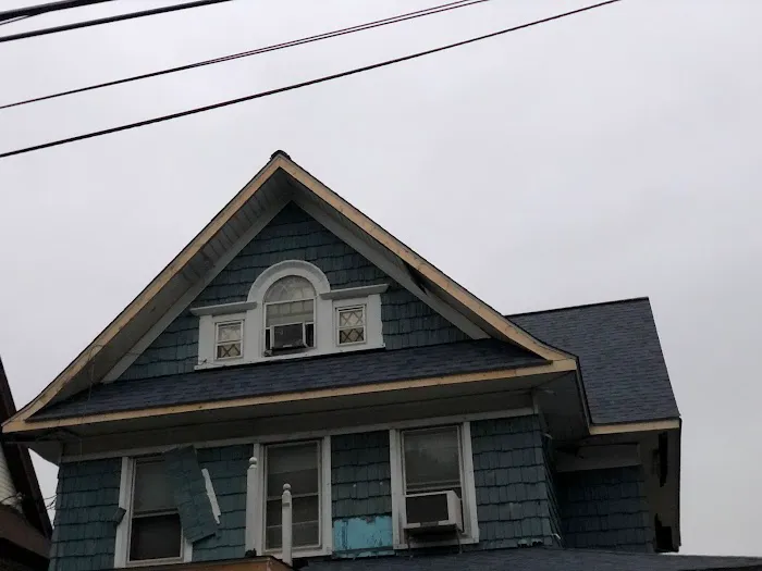 NY's ELITE ROOFING & SIDING Picture 7