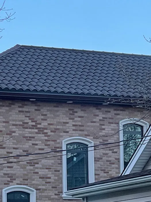 NY's ELITE ROOFING & SIDING Picture 4