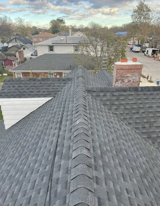 Daniel Parks Roofing & Gutters Picture 1