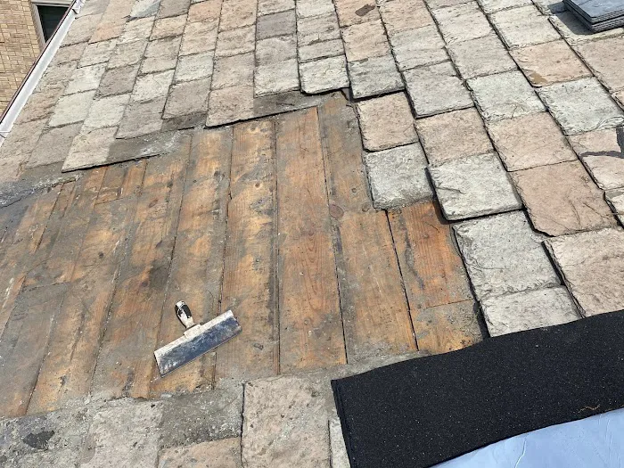 Daniel Parks Roofing & Gutters Picture 10