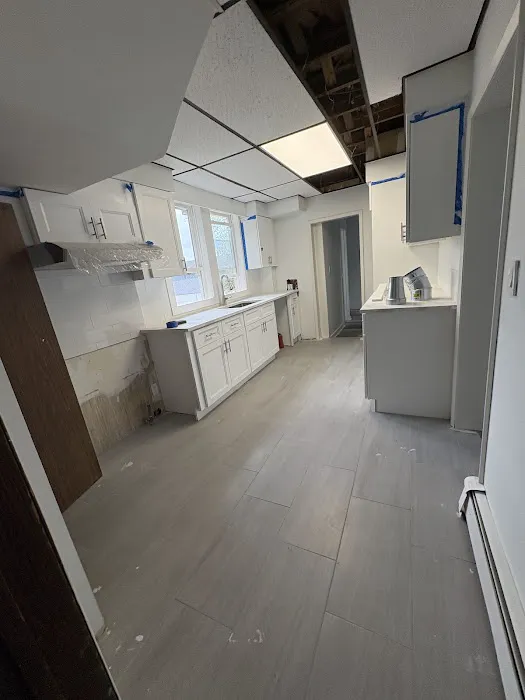 Heisenberg Construction & Roofing Picture 7