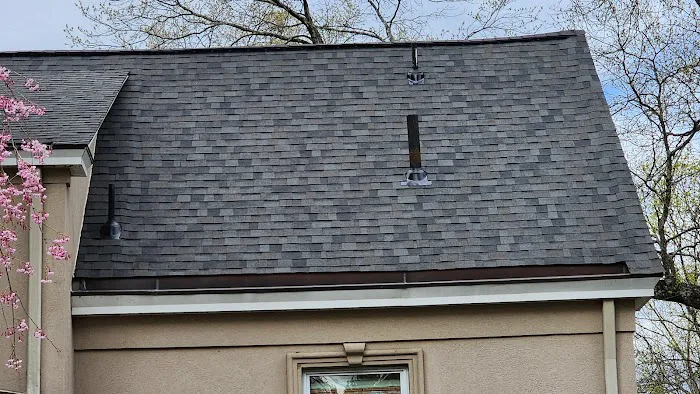 3 BROTHERS ROOFING LLC Picture 4