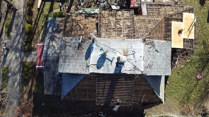 EA Chimney and roofing Corp Picture 7