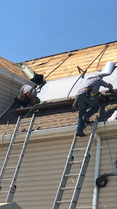 Ray's Roofing & Siding Picture 10