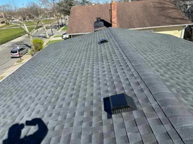 HK Builders: Best Roofing Company in Flushing Picture 1