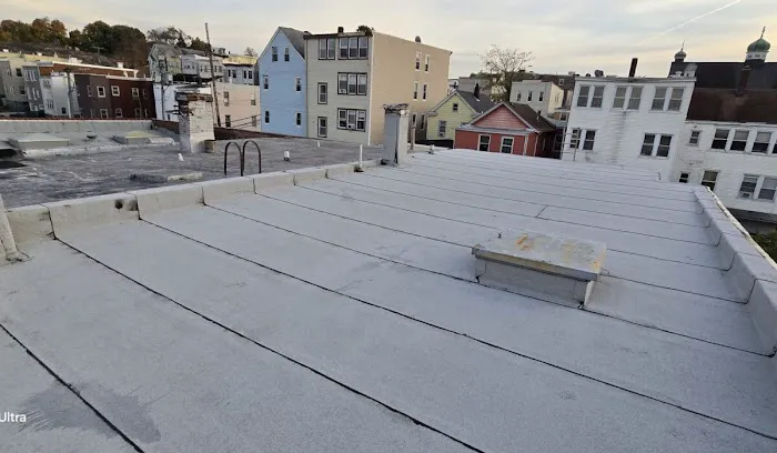 AMERICAN ROOFING & GUTTER INC Contractors Picture 1