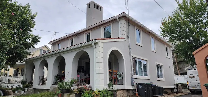 AMERICAN ROOFING & GUTTER INC Contractors Picture 3