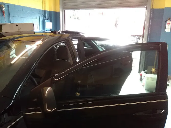 Scott's Roofing & Siding Picture 2