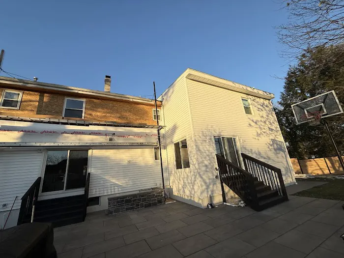 EM Pro Roofing and Siding Picture 2