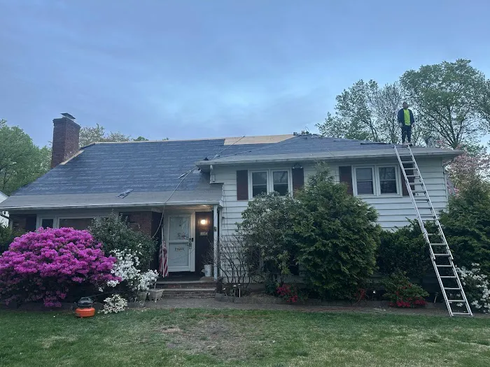 Top Roofing LLC Picture 1