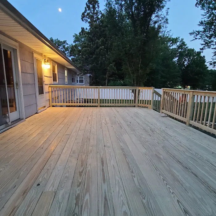 UE Construction & Roofing Picture 5