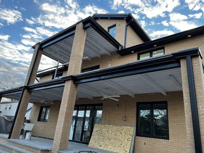 Reliable Seamless Gutters Picture 8