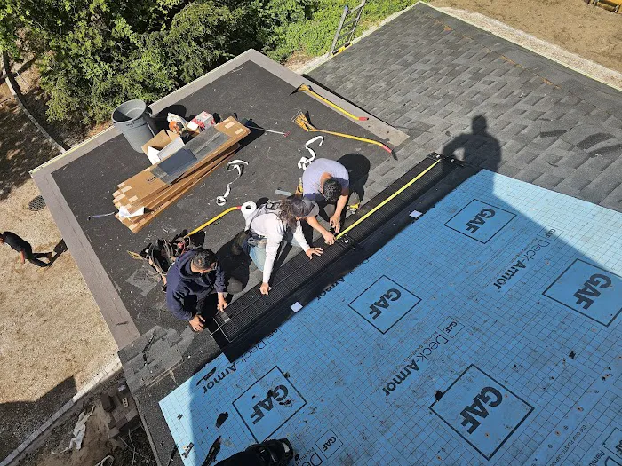 AK GATSIOS Picture 3