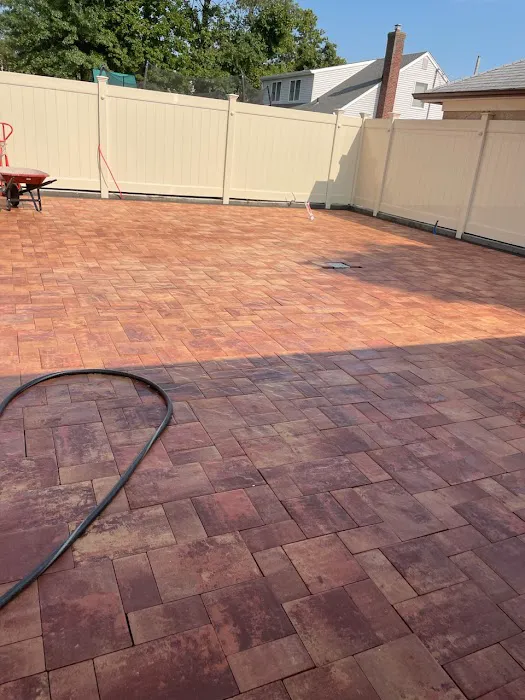 AK GATSIOS Picture 4