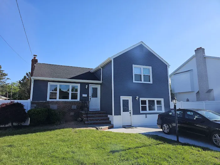 AK GATSIOS Picture 6