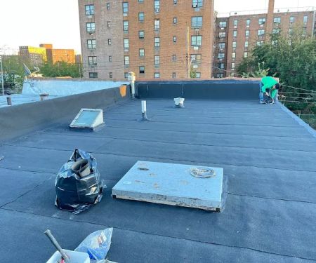 R Luis Constructions