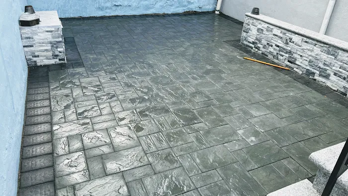 R Luis Constructions Picture 3