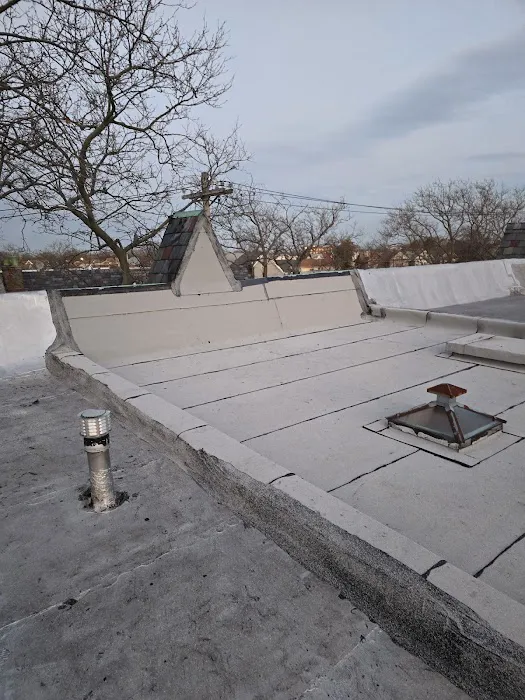 Bronx Roofer & Siding Picture 5