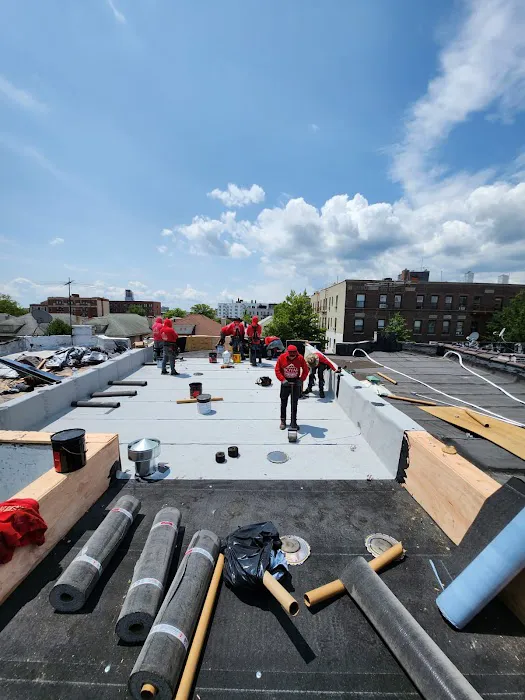 Royal Roofing & Siding - Long Island Picture 1