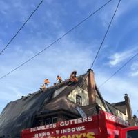 Anthony Roofing & Exteriors ico