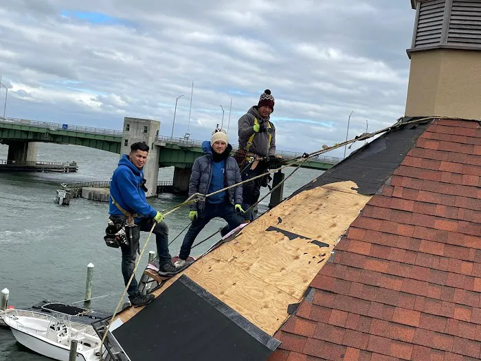 Marroquin Roofing Inc. Picture 4