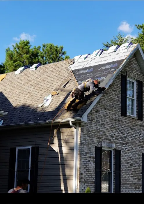 Maximum Roofing LLC Picture 1