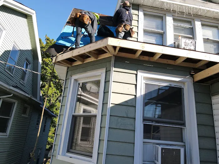 Simple Roofing Picture 2