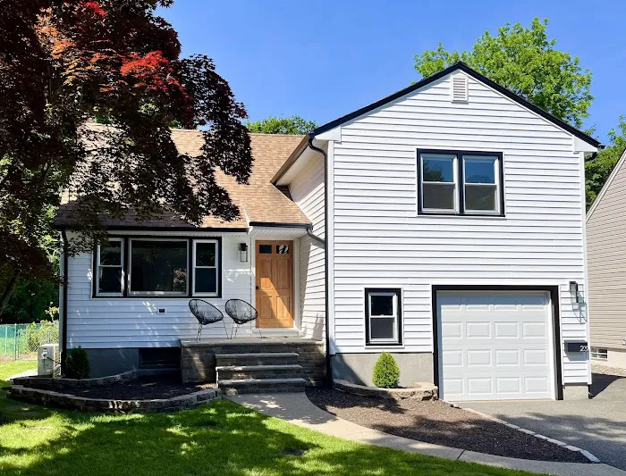 MNT Roofing & Siding Picture 2