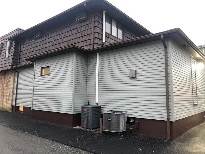 MNT Roofing & Siding Picture 9