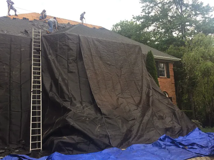 MNT Roofing & Siding Picture 3