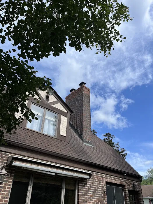 Royale Roofing & Chimney Picture 2