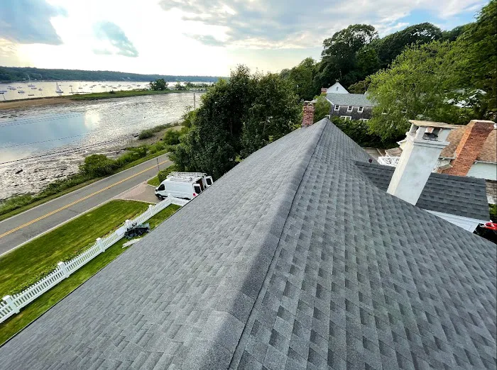 Arlind Roofing Picture 1