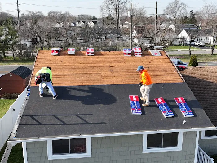 Eveready Roofing Company Picture 1