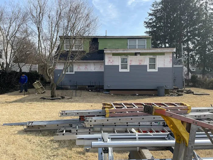 Mineola Roofing and Siding Corp. Picture 1