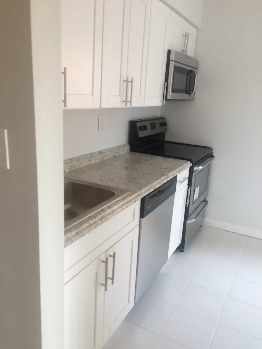 Universal Construction NY Inc Picture 5