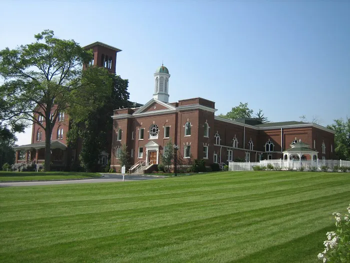 L&M Company Picture 1