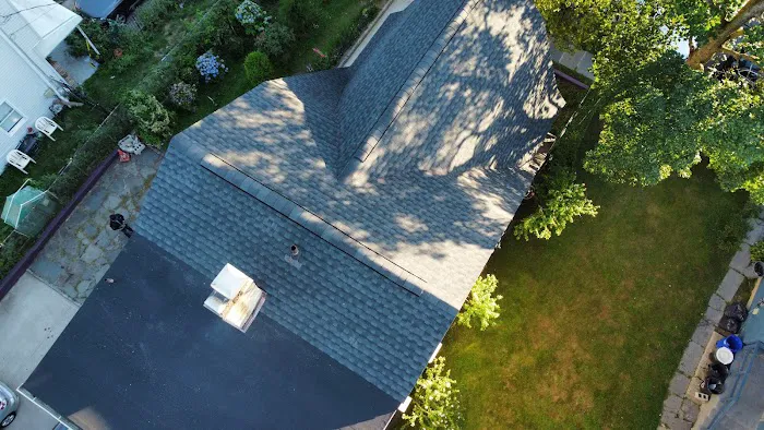 King Quality Roofing and Siding Picture 1