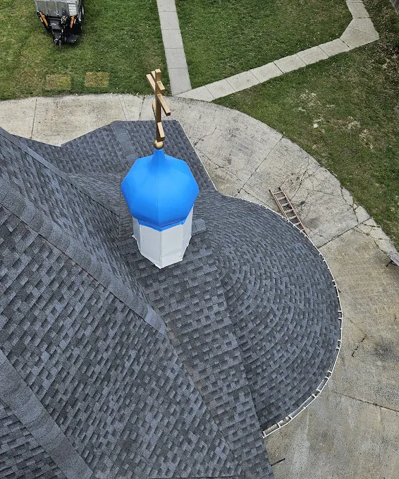 JR's Roofing and Gutters LLC Picture 5