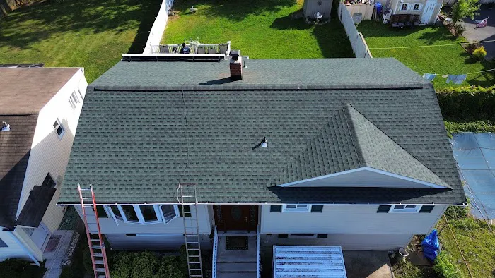 Arctic Roofing & Restoration Picture 1