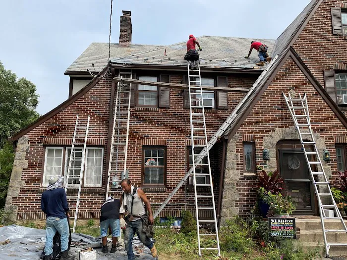 David's Roofing and Restorations, LLC Picture 2