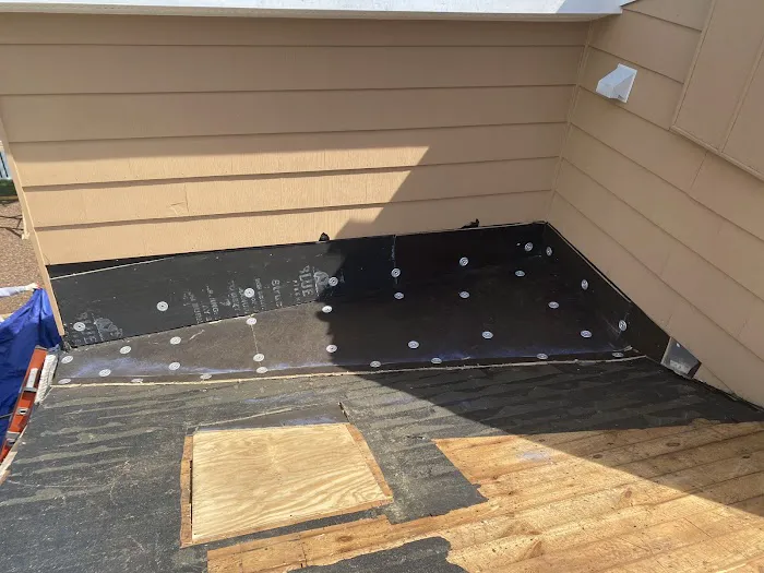 Brothers roofing Picture 7